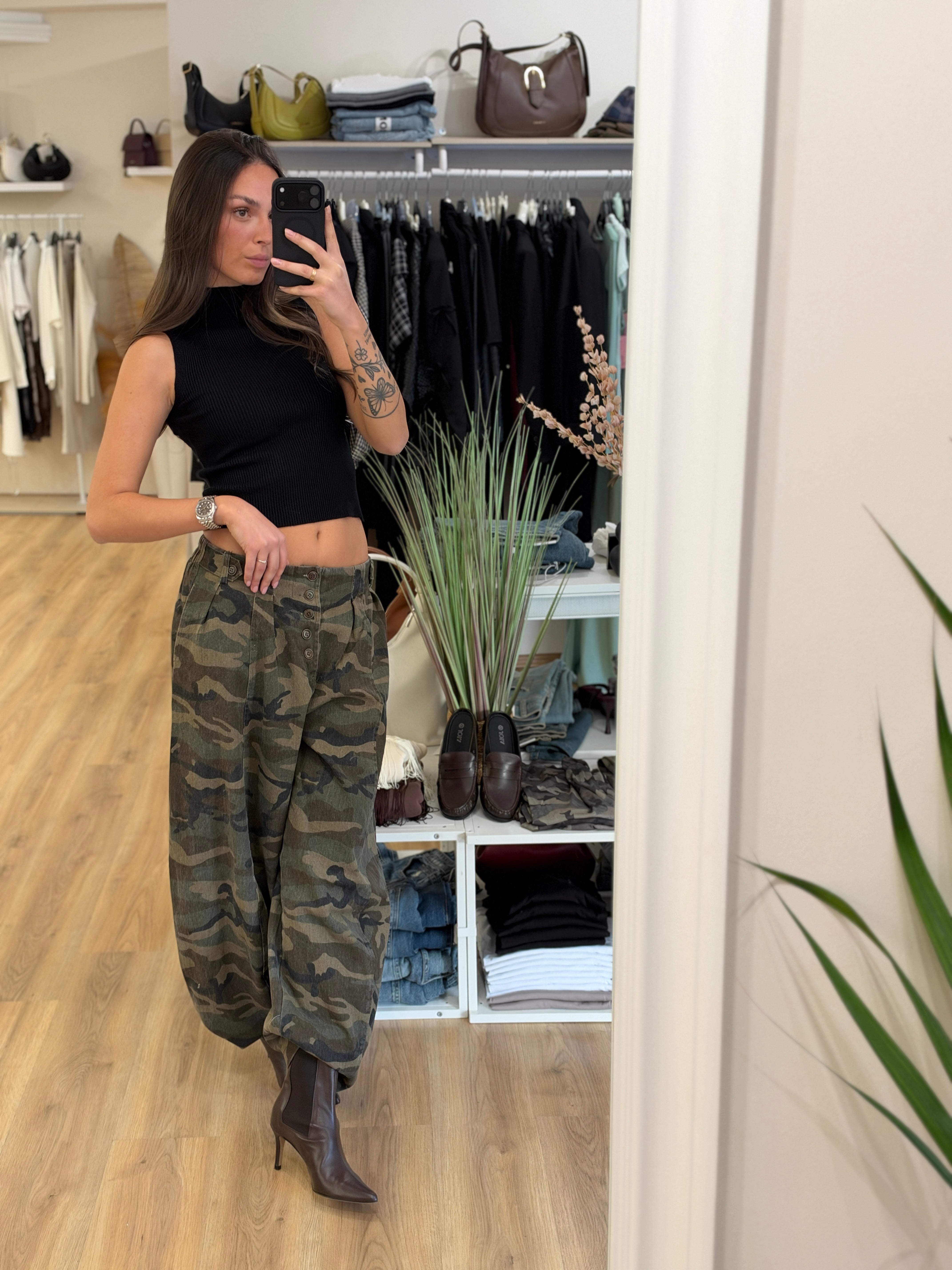 Jeans cargo baloon elasticizzato.