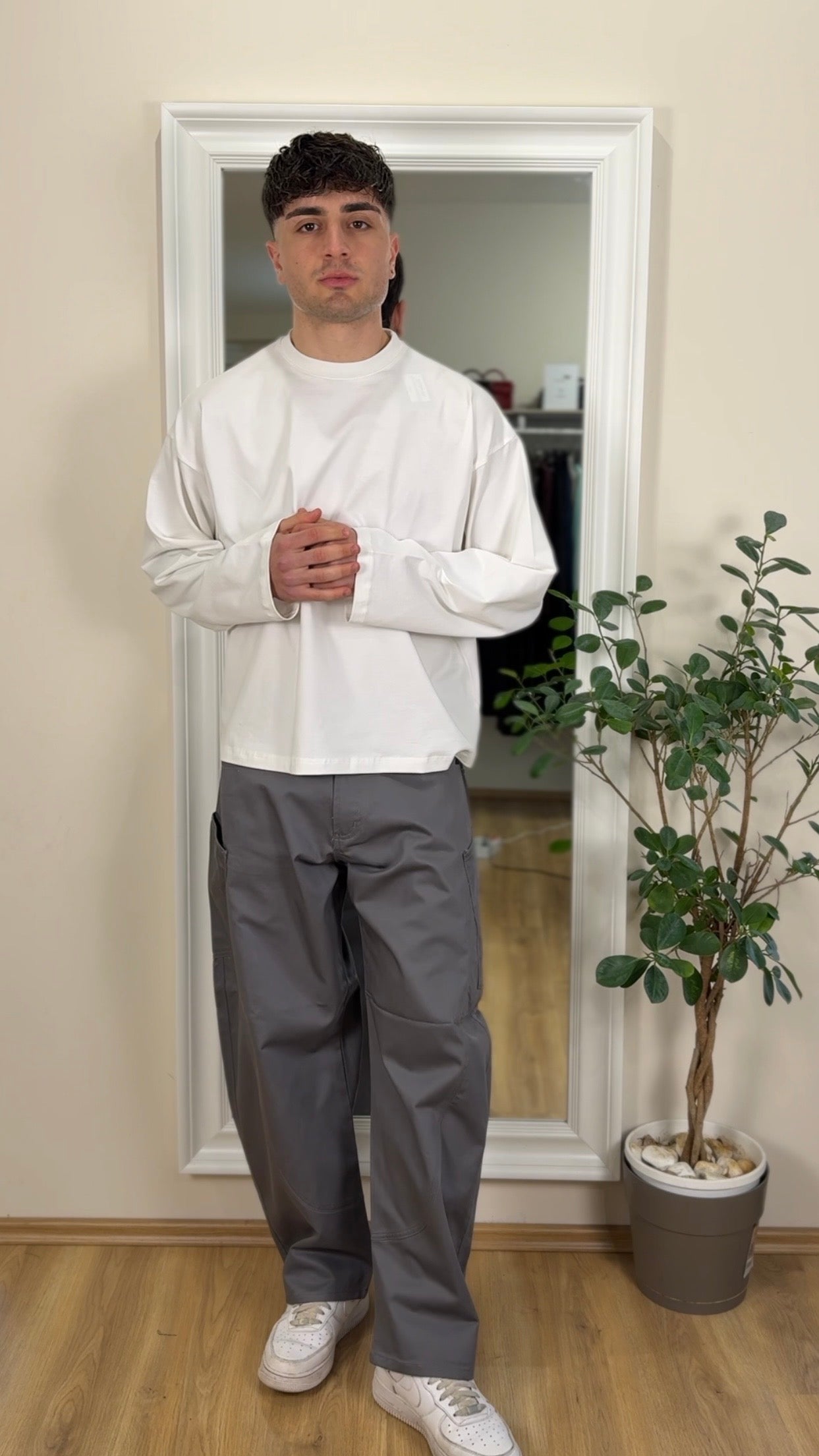 Jeans cargo Balloon grigio.