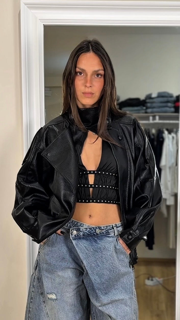 Giacca in ecopelle nera over.