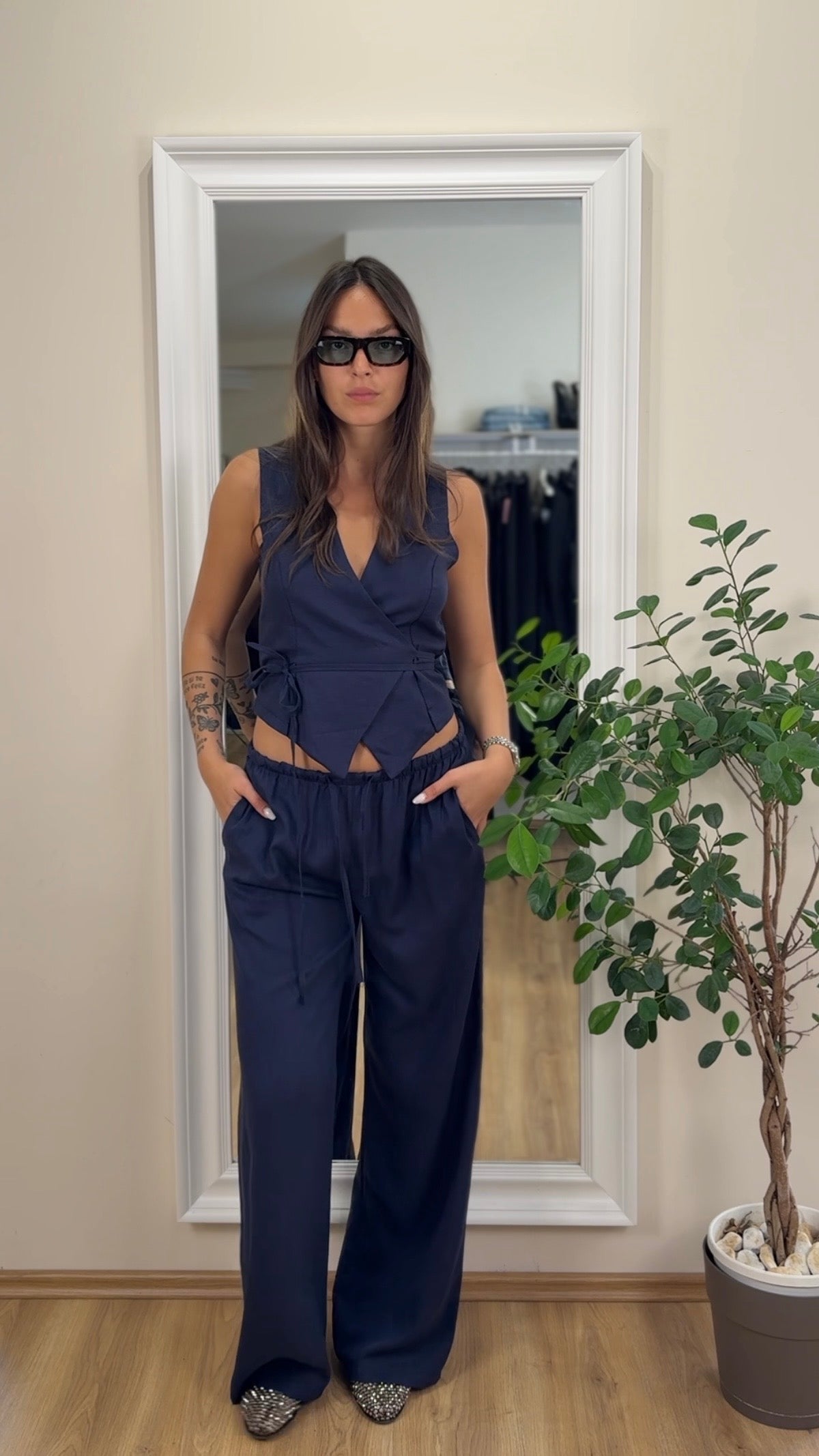 Coordinato gilet-pantalone.