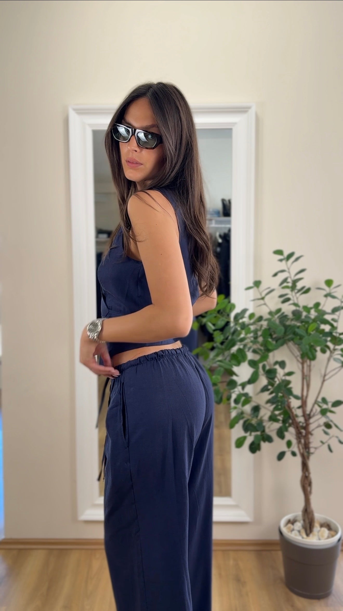 Coordinato gilet-pantalone.