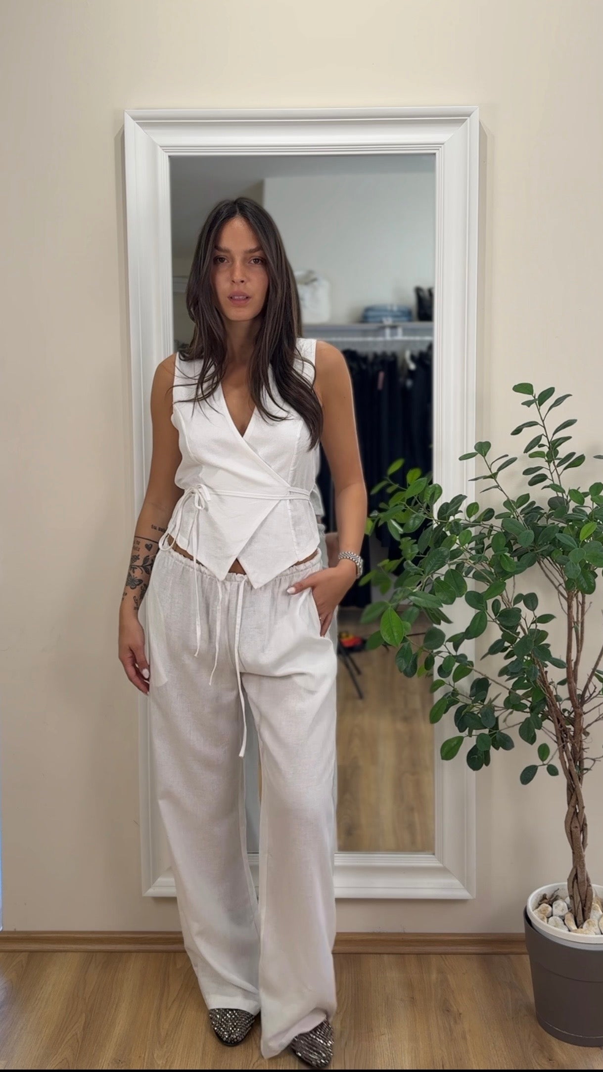 Coordinato gilet-pantalone.