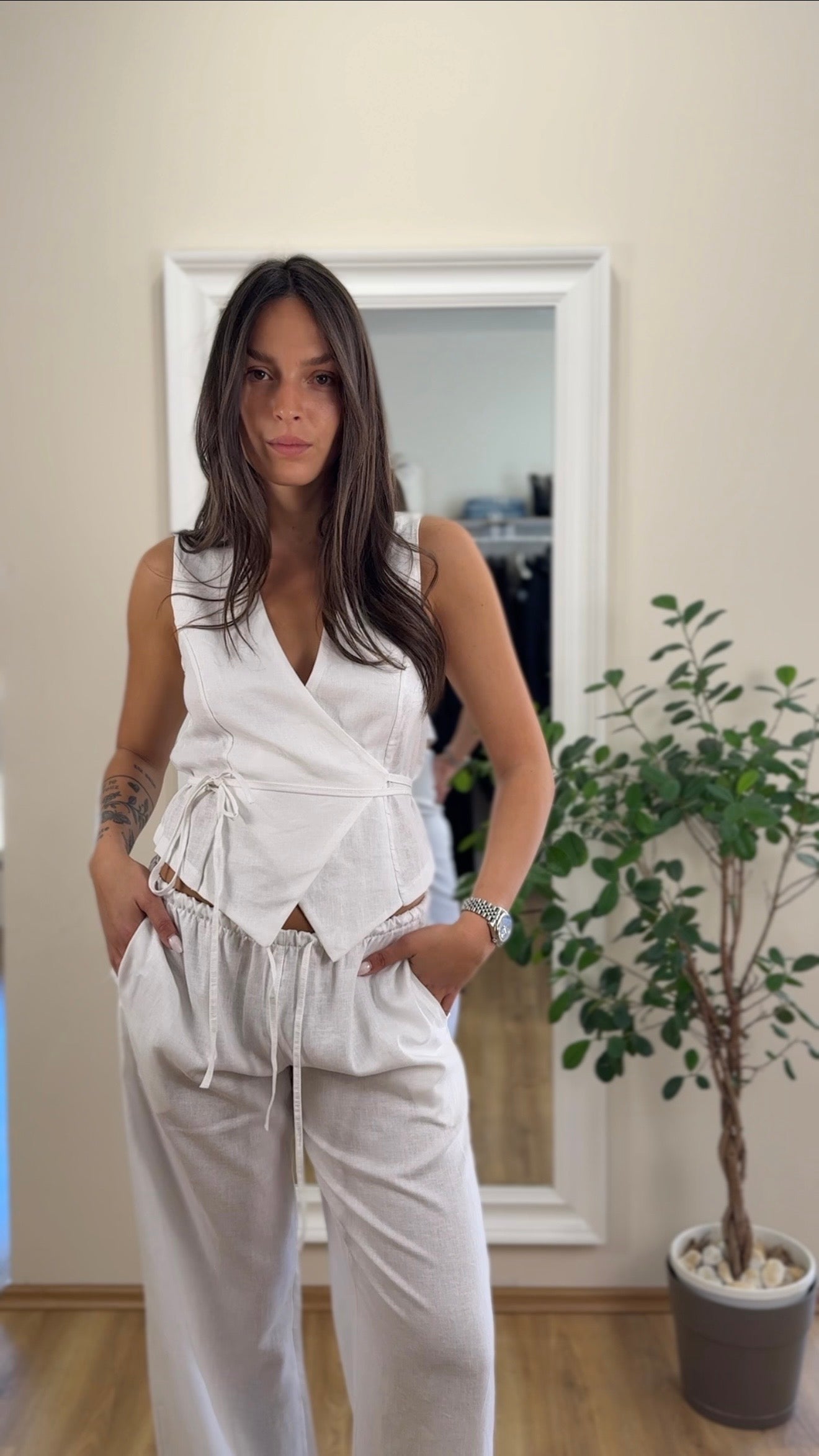 Coordinato gilet-pantalone.