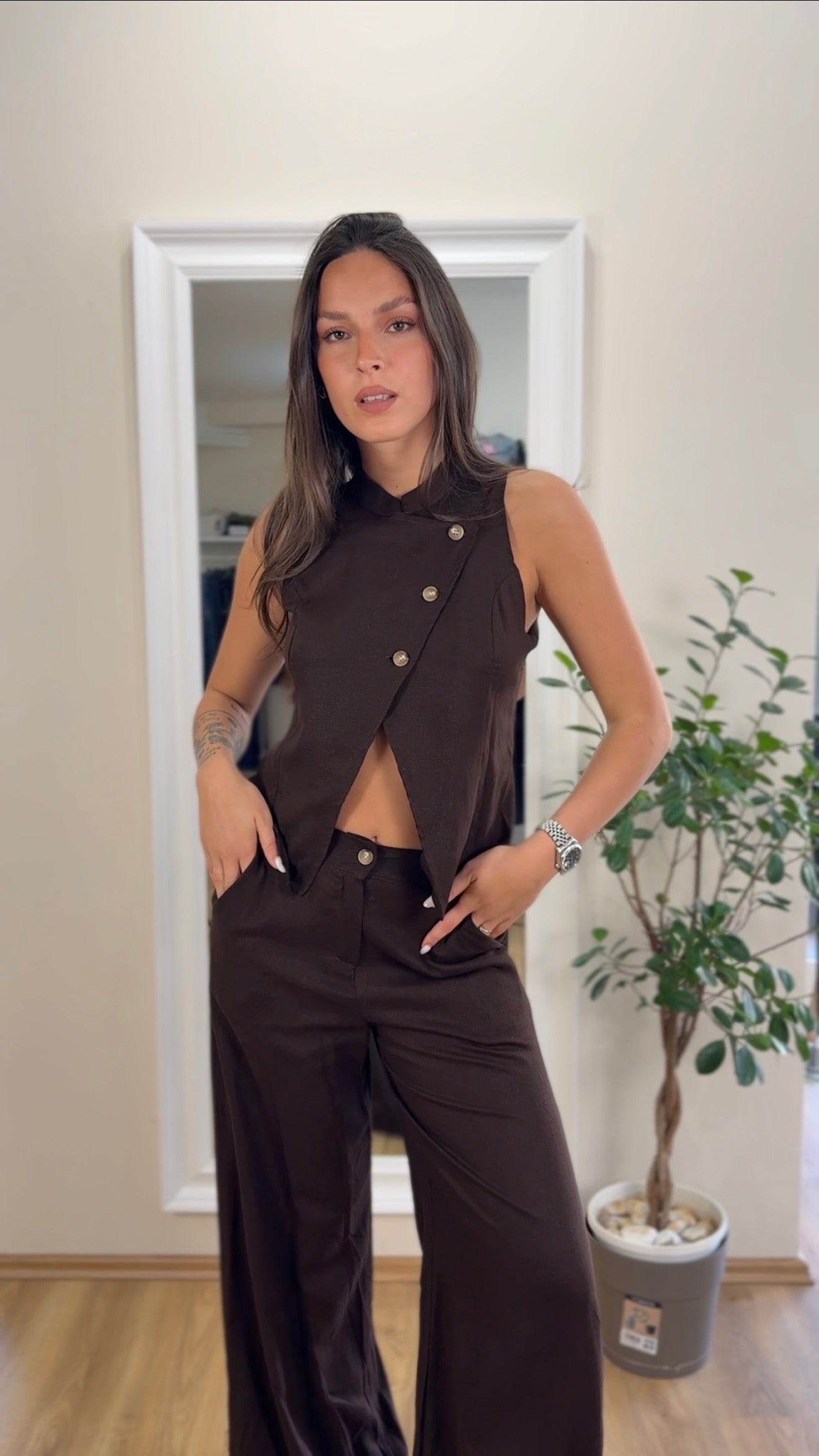 coordinato gilet e pantalone.