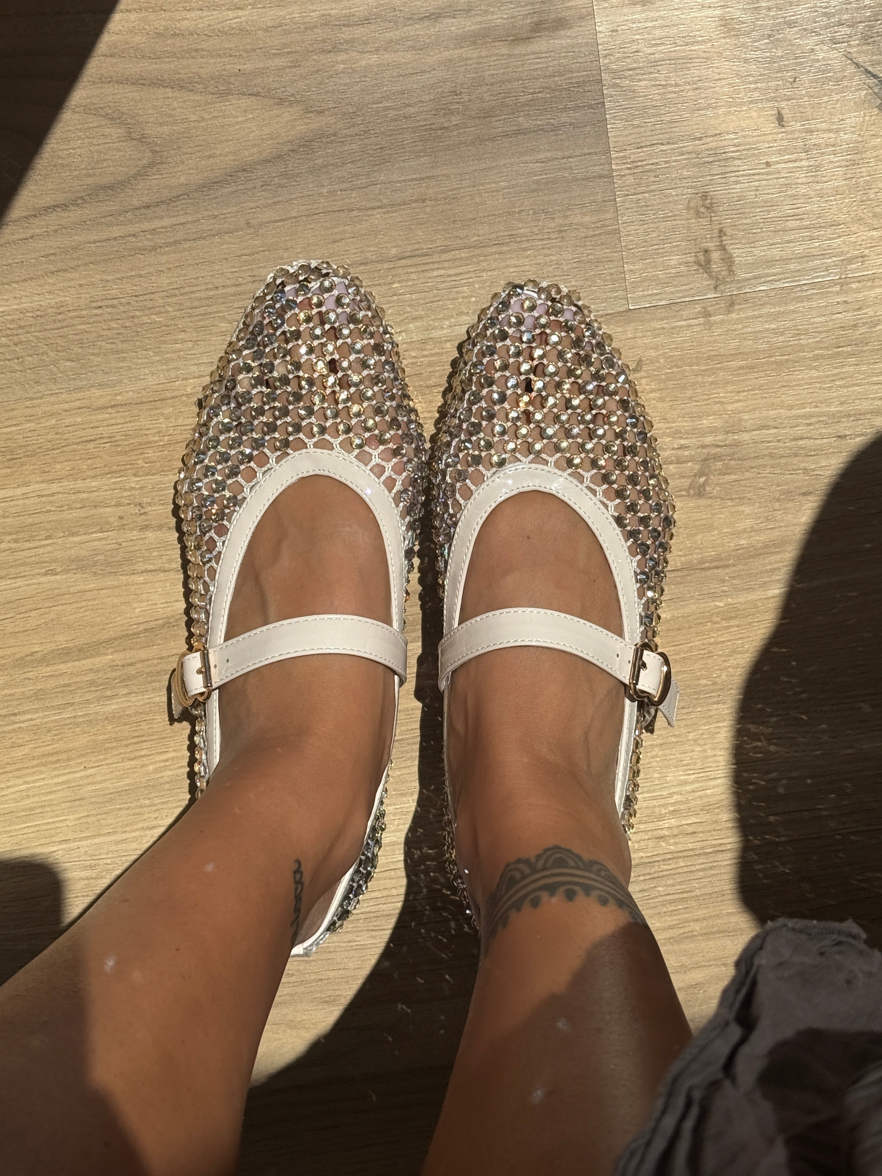 Ballerina con strass a rete.